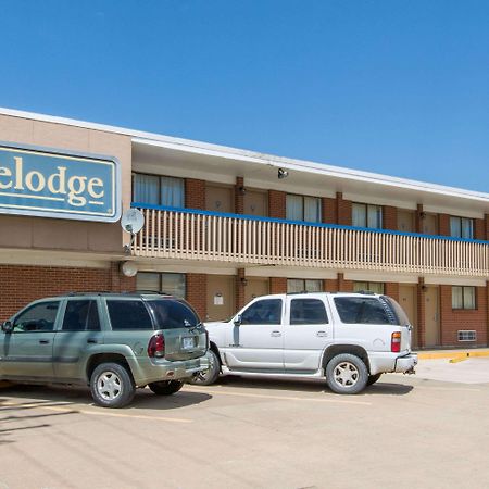 Travelodge By Wyndham Great Bend Exterior foto